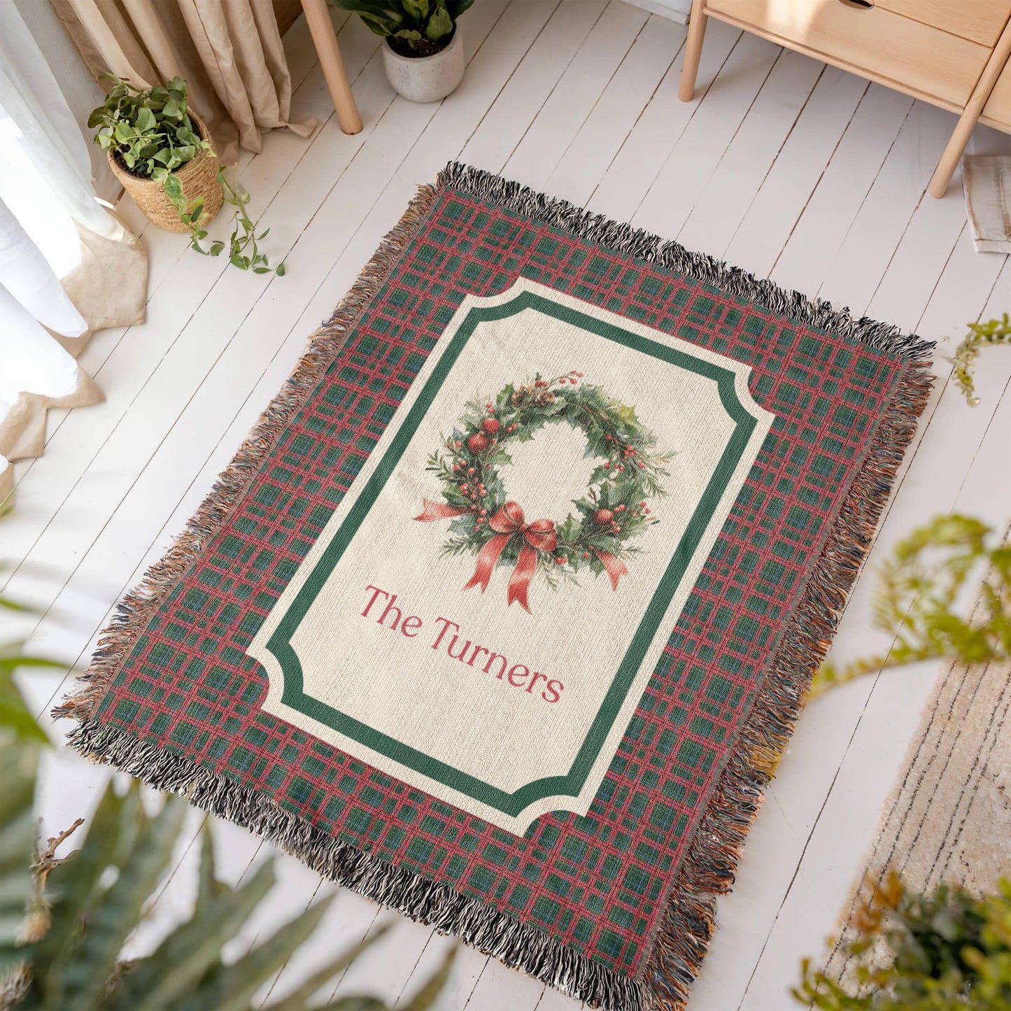 Personalized Christmas Wreath Woven Blanket – Custom Family Name Tartan Tapestry Throw, 100% Cotton Heirloom Gift