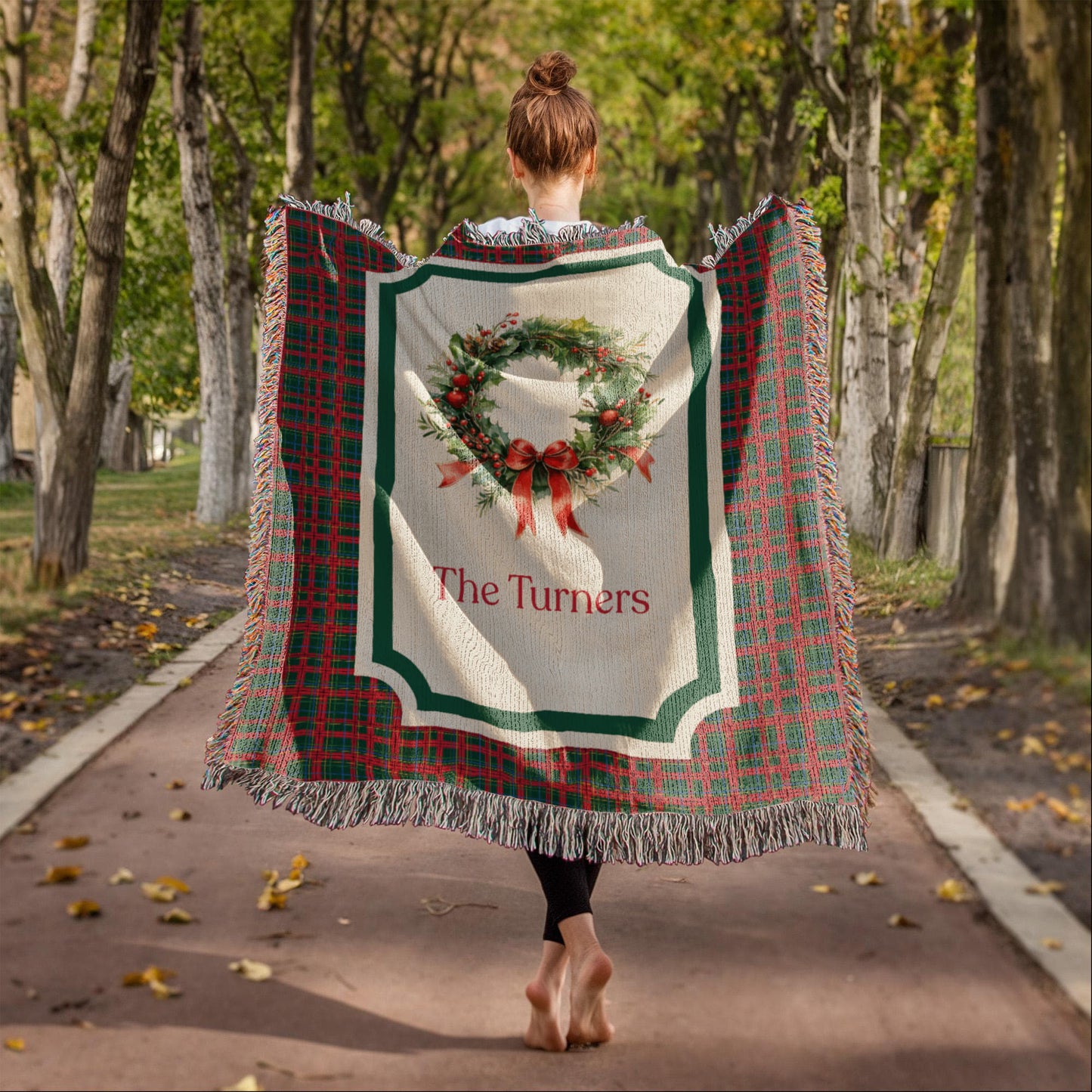 Personalized Christmas Wreath Woven Blanket – Custom Family Name Tartan Tapestry Throw, 100% Cotton Heirloom Gift